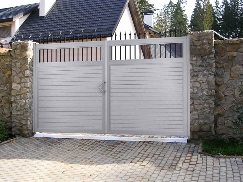 Уличные ворота DoorHan в Навашино с установкой