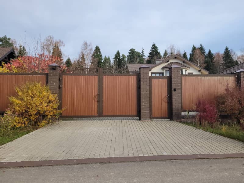 Уличные ворота DoorHan в Навашино с установкой